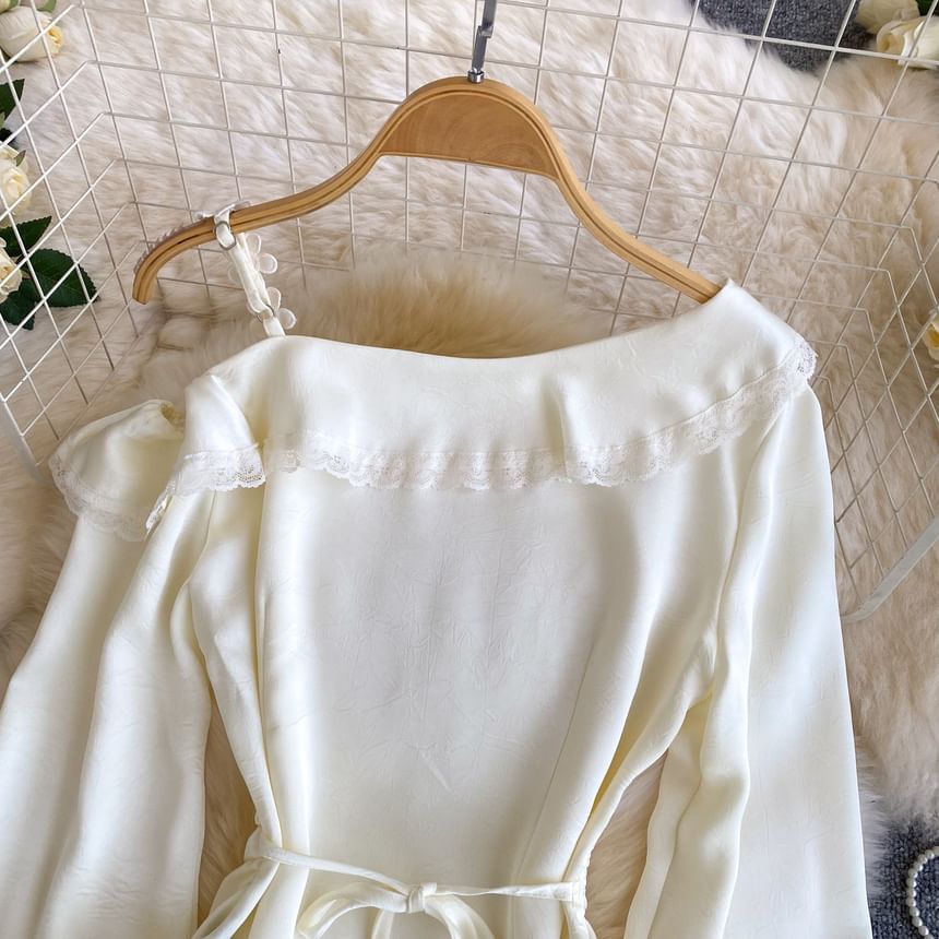 Puff-Sleeve Off-Shoulder Cropped Blouse