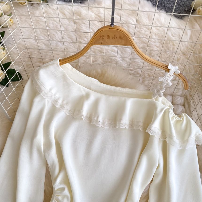 Puff-Sleeve Off-Shoulder Cropped Blouse