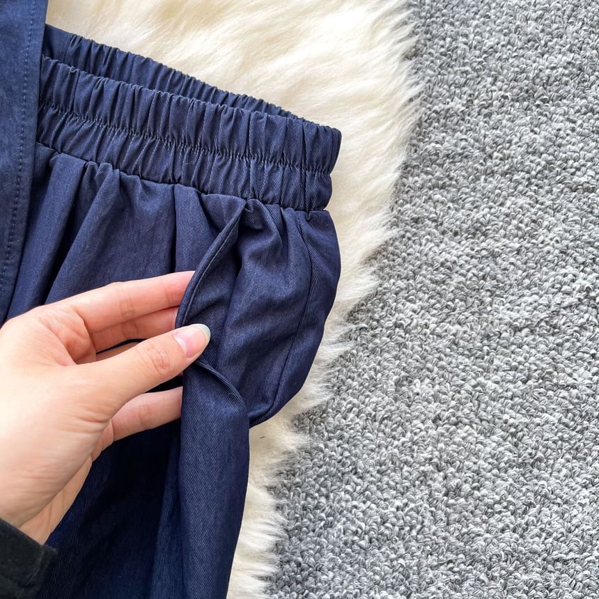 Sleeveless Crop Top & Wide-Leg Pants Set