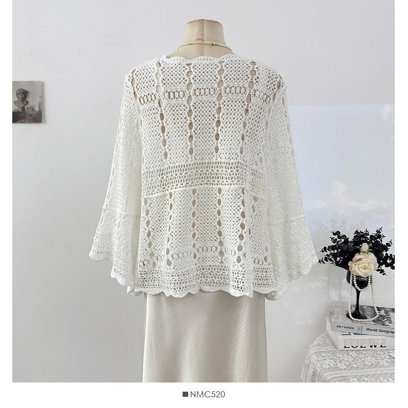 Scallop Trim Flared-Sleeve Knit Top
