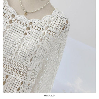 Scallop Trim Flared-Sleeve Knit Top