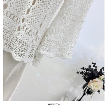 Scallop Trim Flared-Sleeve Knit Top