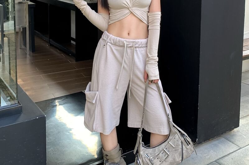 Cropped Halter Top with Front Slit Knot and V-Neck
