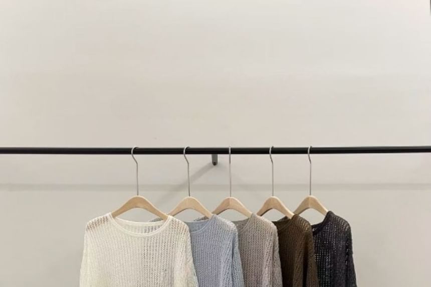 Perforated Knit Top with Long Sleeves and Crew Neck in Solid