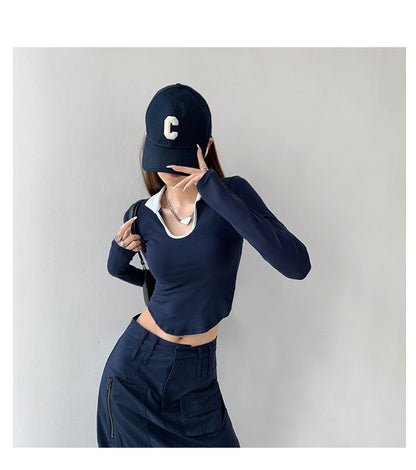 Two-Tone Top with Scoop Neck and Long Sleeves with Collar