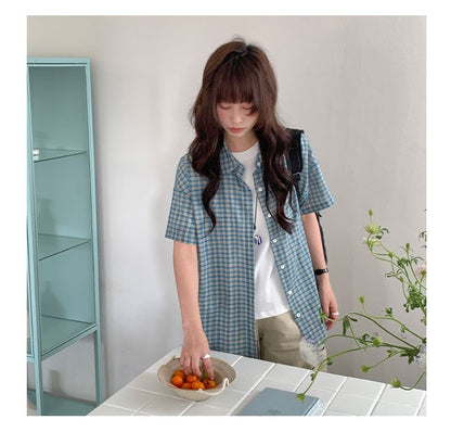 Collared Plaid Short-Sleeve Shirt