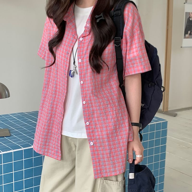 Collared Plaid Short-Sleeve Shirt