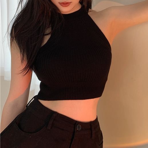 Ribbed Cropped Halter Knit