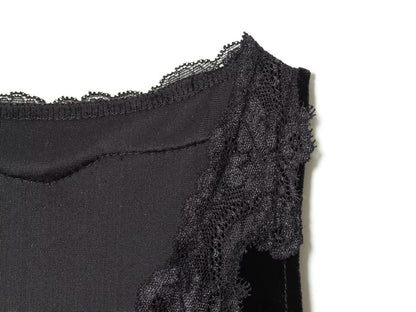 Lace-Trim V-Neck Cropped Tee