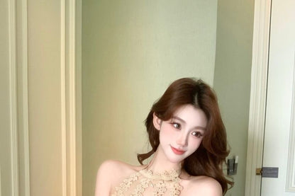 Halter Neck Lace Trim Plain Crop Top