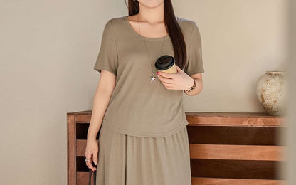 Scoop Neck Tee & High Waist Maxi Skirt Set