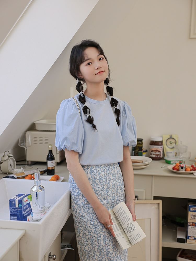 Puff-Sleeve Crew Neck Stylish Blouse