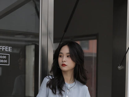 Half-Buttoned Short-Sleeve Crop Tee with Crew Neck