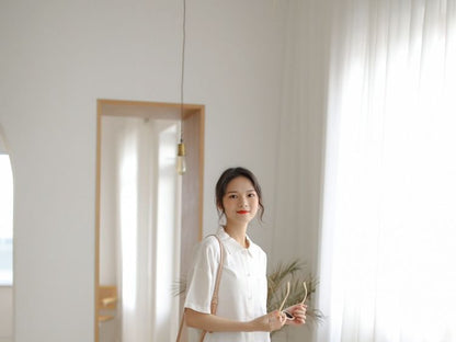 Elbow-Length Collared Button Blouse