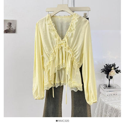 V-Neck Lace Ruffle Long-Sleeve Blouse