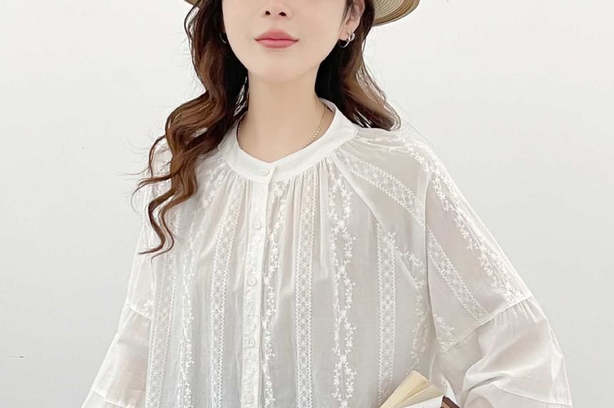 Long-Sleeve Collarless Lace Shirt