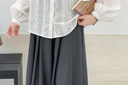 Long-Sleeve Collarless Lace Shirt