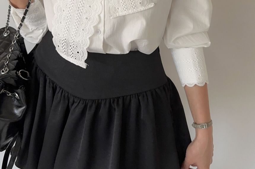 Puff-Sleeve Stand Collar Lace Tie-Neck Plain Button-Up Blouse