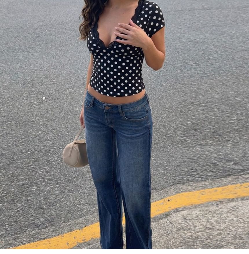 Short Sleeve V-Neck Lace Panel Polka Dot Slim-Fit Crop Top