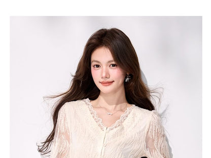 Long-Sleeve V-Neck Plain Lace Trim Blouse