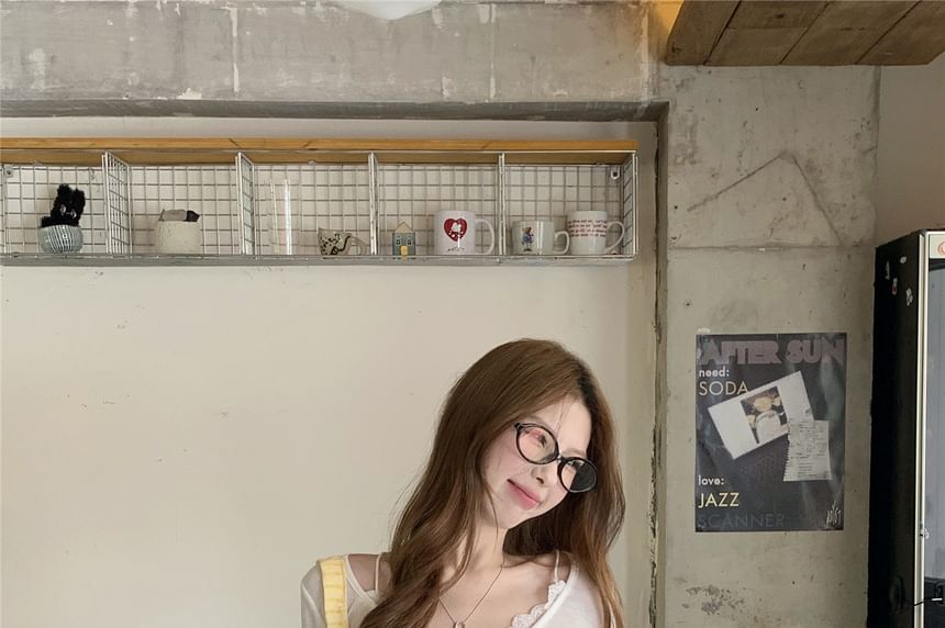 Long Sleeve V-Neck Plain Mock Two Piece Panel Lace Top