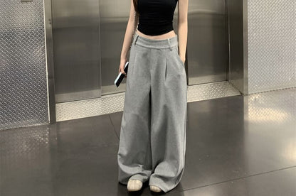 Basic Scoop-Neck Camisole Top