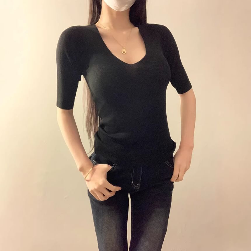 Elbow-Length Sleeve Scoop-Neck Ribbed Knit Tee