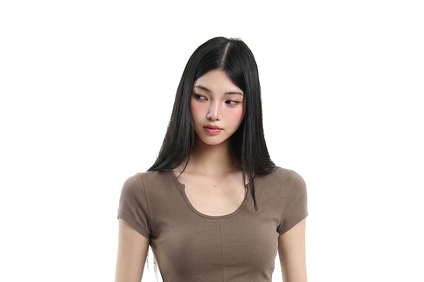 Notch-Neck Short-Sleeve Slim Crop Shirt