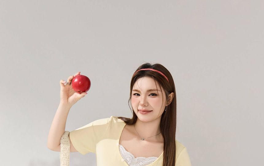 Lace-Trimmed V-Neck Short-Sleeve Blouse