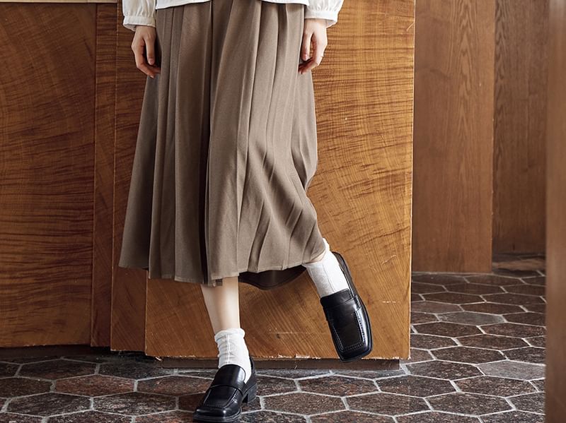 Band Collar Button Blouse