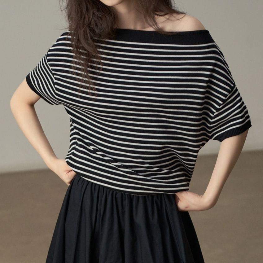 One-Shoulder Striped Knit Tee