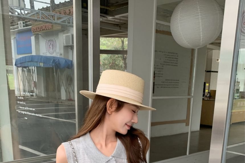 Mid Rise Plain A-Line Skirt / Collar Lace Trim Button-Up Tank Top