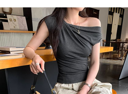 Off-Shoulder Short Sleeve Solid Cropped Blouse