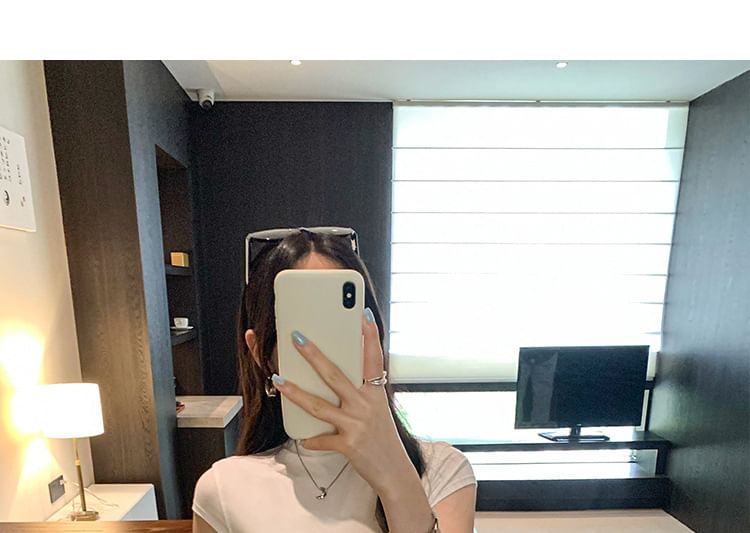 Mock Neck Cap Sleeve Solid Cropped Top