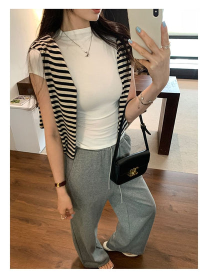 Mock Neck Cap Sleeve Solid Cropped Top