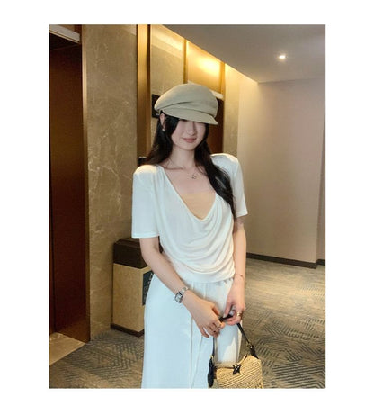 Short-Sleeve V-Neck Draped Plain Top