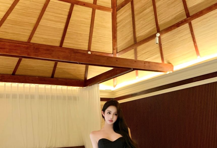 Sweetheart Neckline Plain Crop Tube Top / Mid Rise Two Tone Maxi Mermaid Skirt