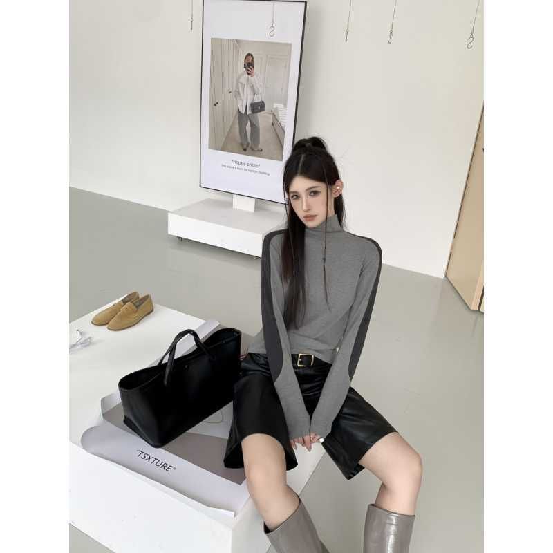 Turtleneck Long Sleeve Two Tone Slim Tee