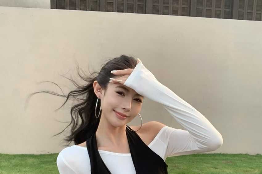 Mock Two-Piece Halter Cowl Neck Off-Shoulder Tee