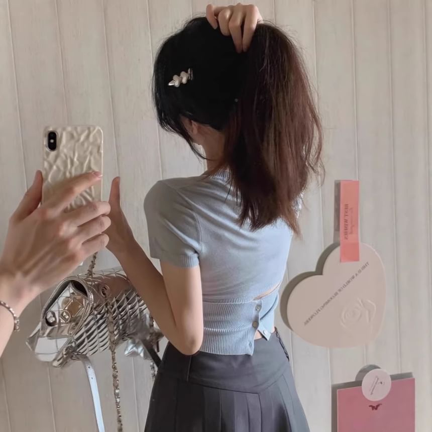 Button Back Short Sleeve Crop Knit Top
