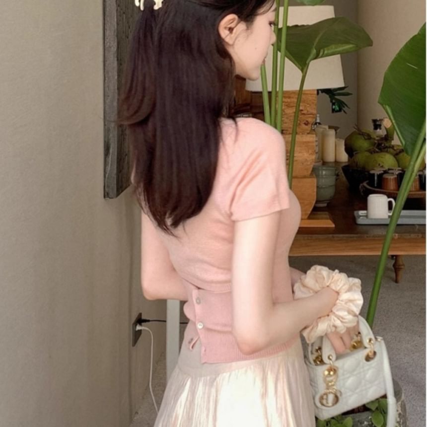 Button Back Short Sleeve Crop Knit Top
