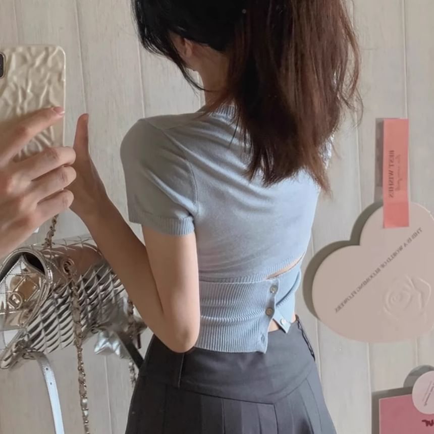 Button Back Short Sleeve Crop Knit Top