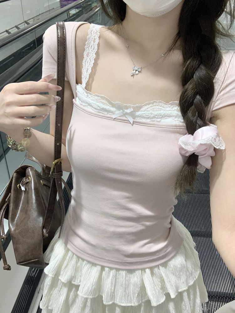 Lace Trim Square Neck Short Sleeve Crop Top