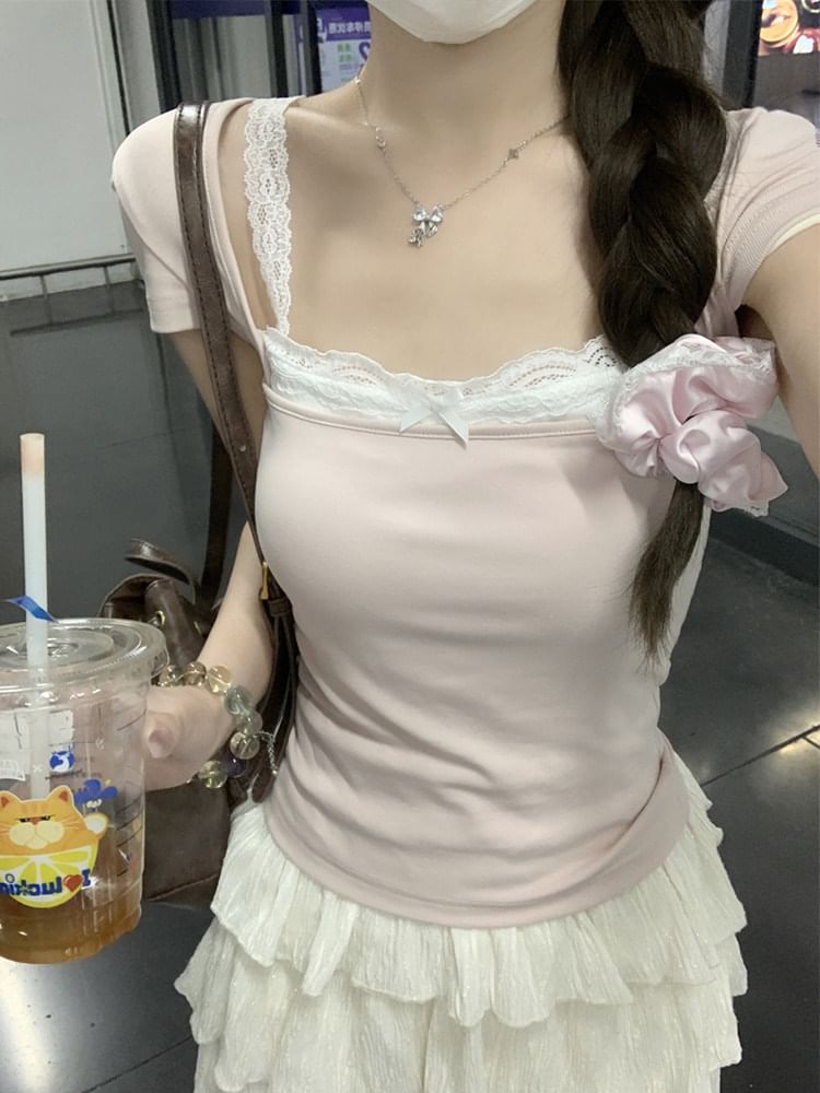 Lace Trim Square Neck Short Sleeve Crop Top