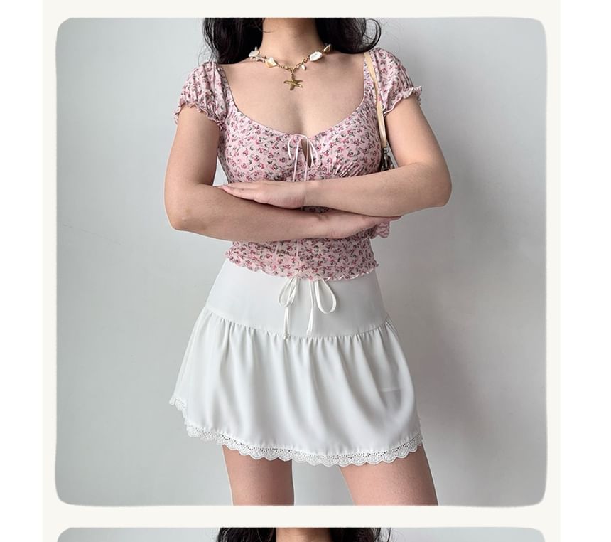 Mid Rise Plain Lace Trim Mini A-Line Skirt