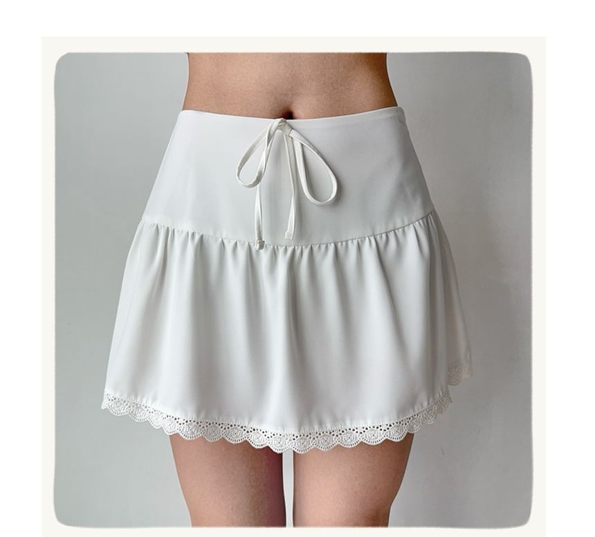 Mid Rise Plain Lace Trim Mini A-Line Skirt