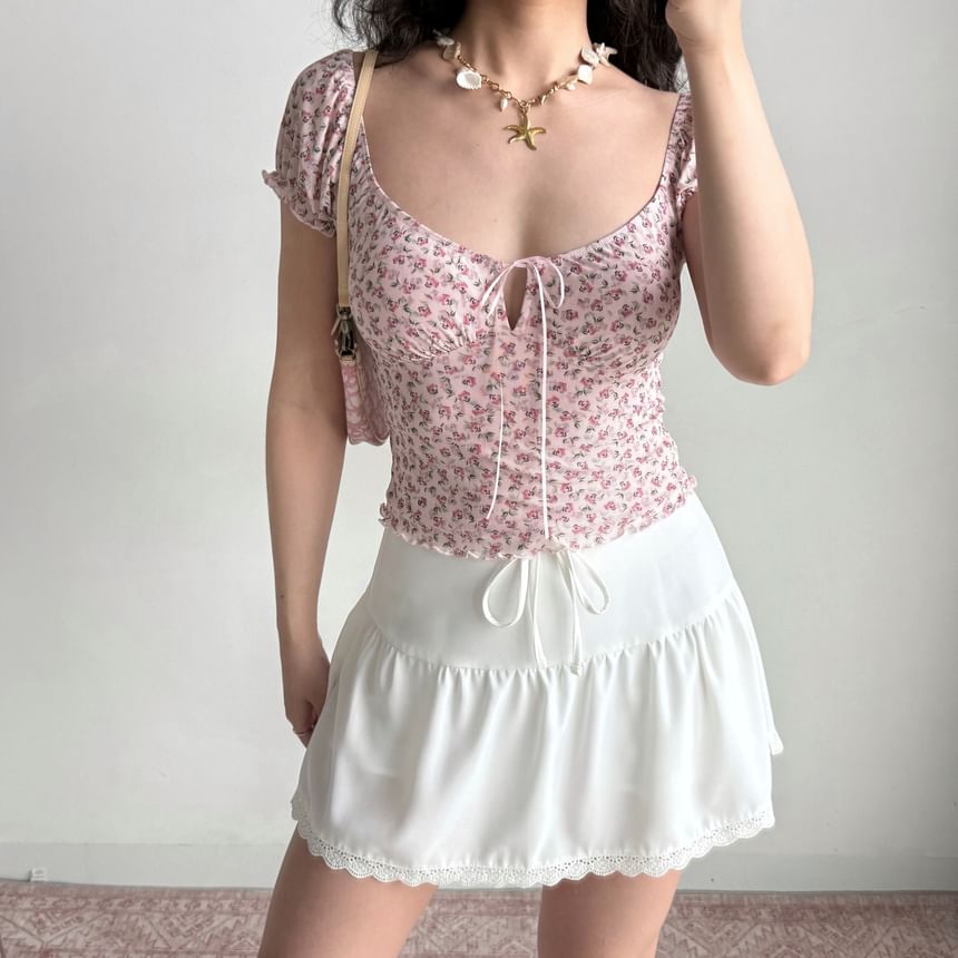 Mid Rise Plain Lace Trim Mini A-Line Skirt
