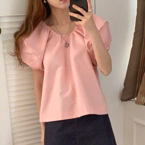 Scoop Neck Ruched Top Short Sleeve Style