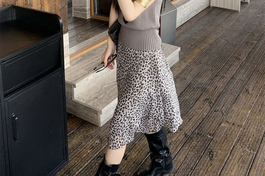 Mock Neck Ribbed Knit Top and Leopard Skirt Set