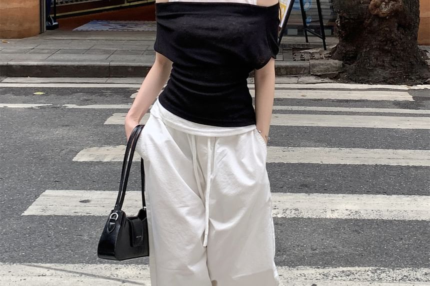 Two-Tone Cold Shoulder Mock Layer T-Shirt